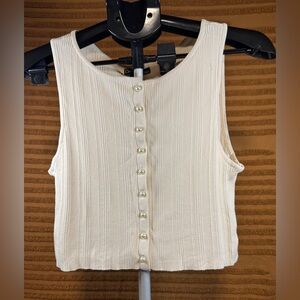 Christian Lacroix NWT Women’s Cream Crop Tank with Pearl Buttons Size Medium